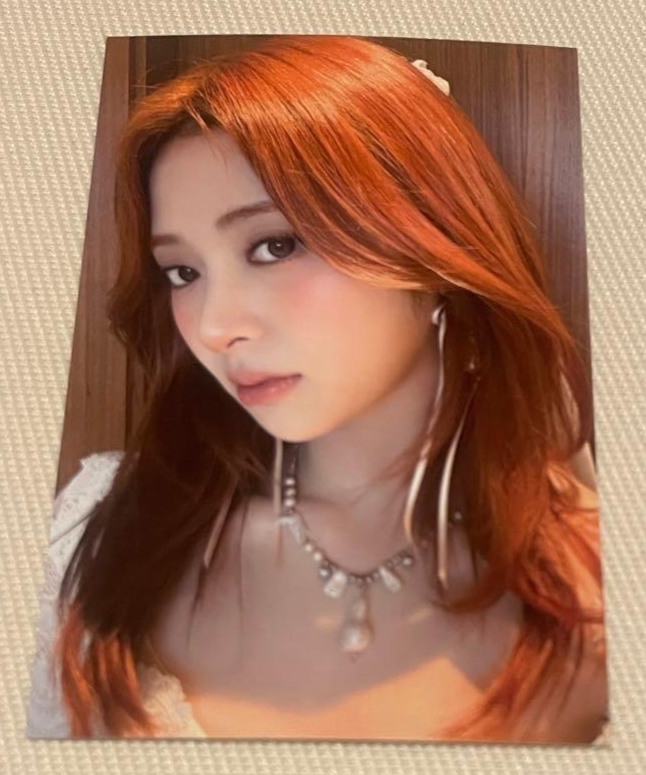 LE SSERAFIM YUNJIN HOT 2nd Pre-recorded Photocard PC Photo card