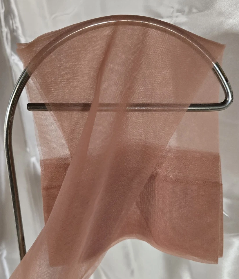 Vintage 4 Pairs Sz 11 34" French Beige Sheer Stockings W/box - Image 4 of 4