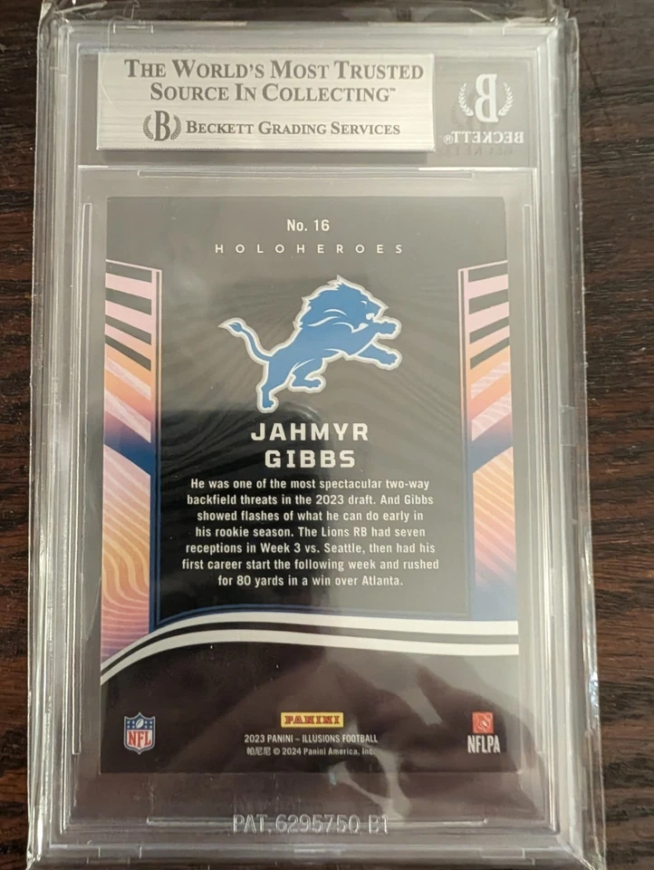 2023 Panini Illusions Holoheroes Rookie #16 Jahmyr Gibbs BGS 8 - Image 2 of 2