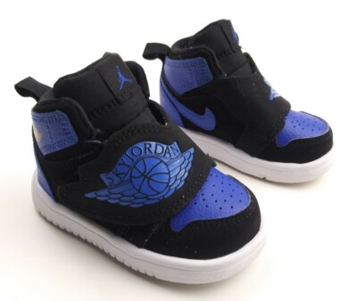 Nike Sky Jordan 1 Sz 4C Air Black Hyper 