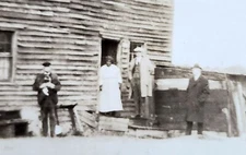 Antique Photo African American Woman & White Men Beside Clapboard Saltbox House