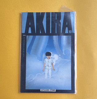 Akira #10 Katsuhiro Otomo Epic Comics 1993 Softcover English CGC 9.4