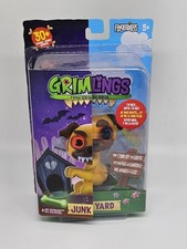 WowWee Fingerlings Grimlings Junk Yard From Grin to Grim Pug Dog NEW