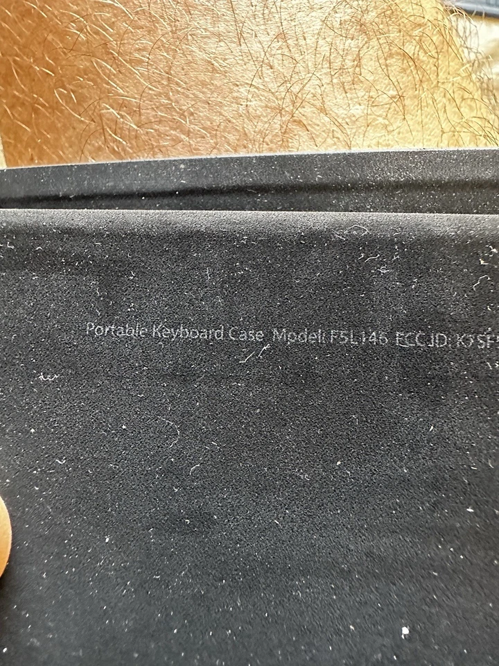 Lot of 13 Belkin Portable Keyboard Case Model F5L146 for IPad Kindle - Image 3 of 3