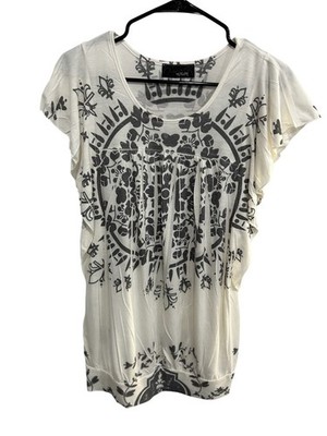 Hypnotik Large Black White Mandala Print Flutter Sleeve Top Boho Spiritual