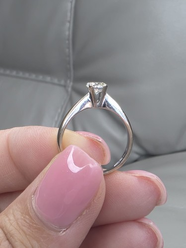 18ct Gold Solitaire Diamond Ring 0.51ct - Picture 11 of 11