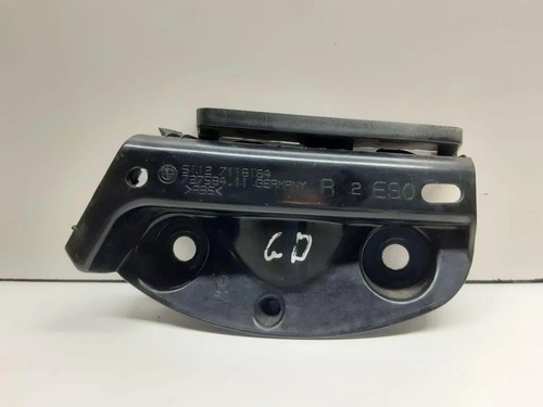 BMW 3 E90 Stoßstangenhalter hinten rechts 7118194 2.00 Diesel 2011 33670560