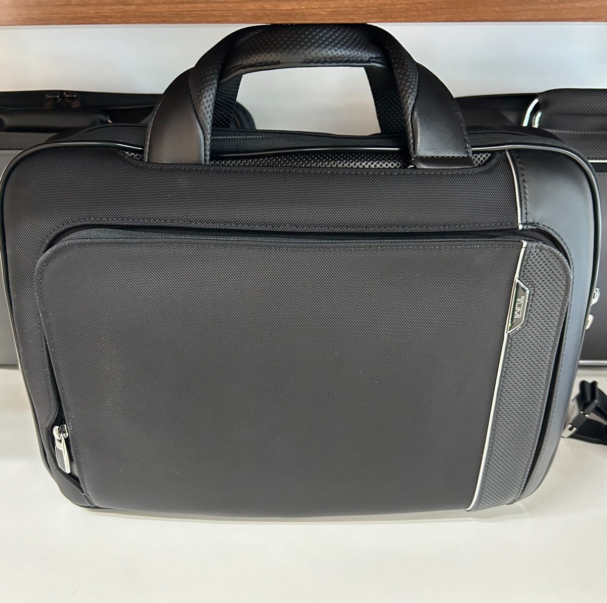 NEW Tumi ARRIVE SADLER 16.0” Brief Laptop Briefcase - BLACK w