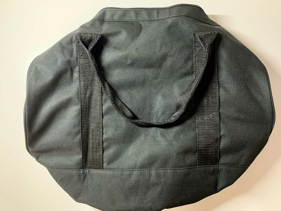 Bolsa de Lona WeSC Hemi Negra Fin de Semana/Viaje/Gimnasio - Usada 1X Foto 2 de 4