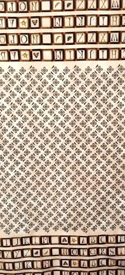 Nuevas Telas Gallo Rojo 30x42" Azul Floral Multicolor ABC'S Fondo Beige Foto 2 de 4