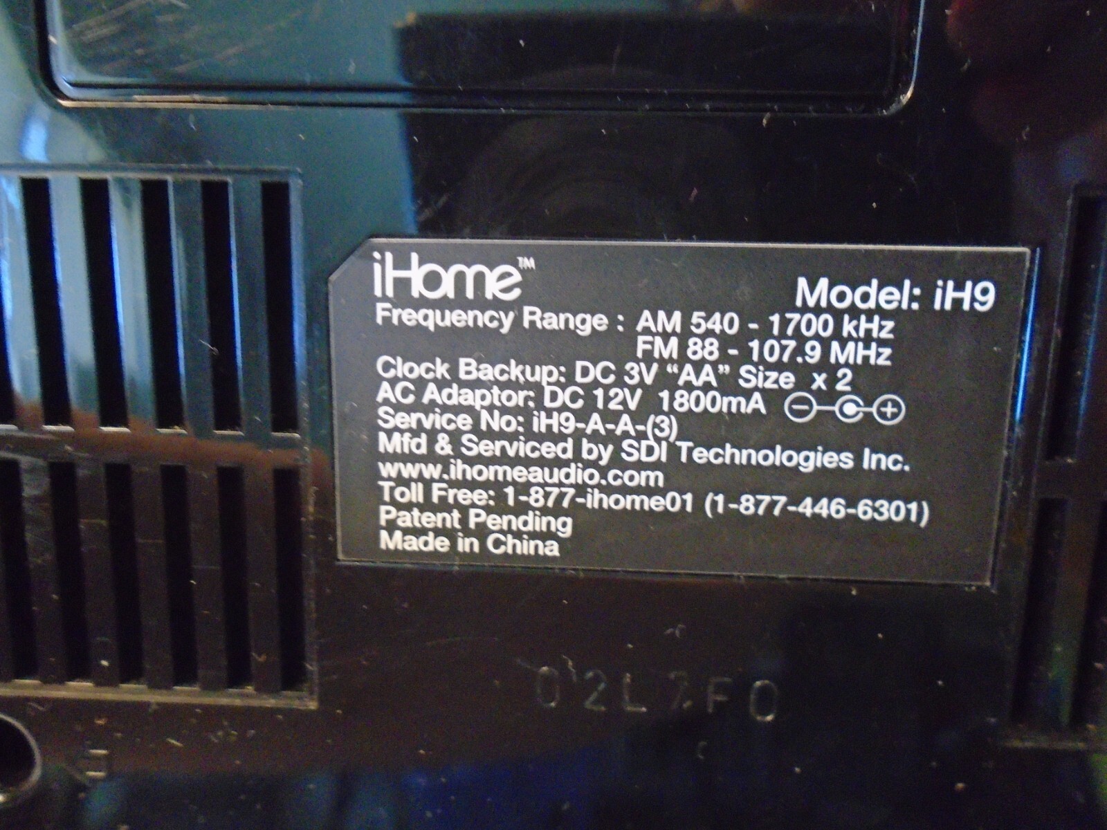 iHome iH9 Speaker System Dock for iPod ALARM CLOCK AM FM + REMOTE, AC, ANTENNAS