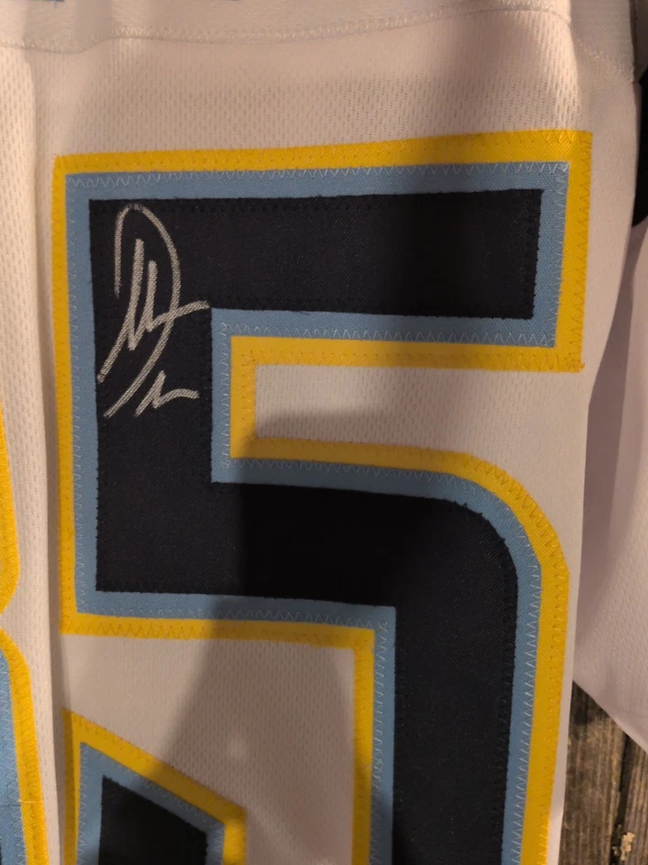 Camiseta deportiva autografiada de Antonio Gates de la corte de la NFL de los San Diego Chargers certificado de autenticidad firmada por la JSA en Los Ángeles Foto 2 de 4