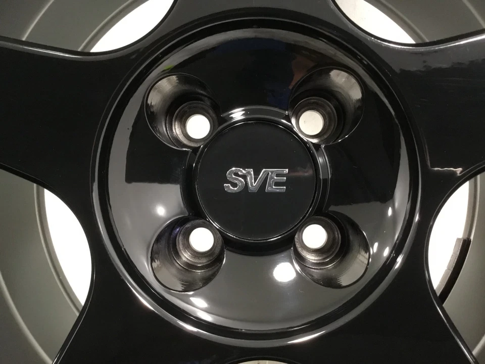 1979-93 Mustang SVE 4 Lug 03 Cobra Wheel - 17x10 - Black Foto 2 de 4