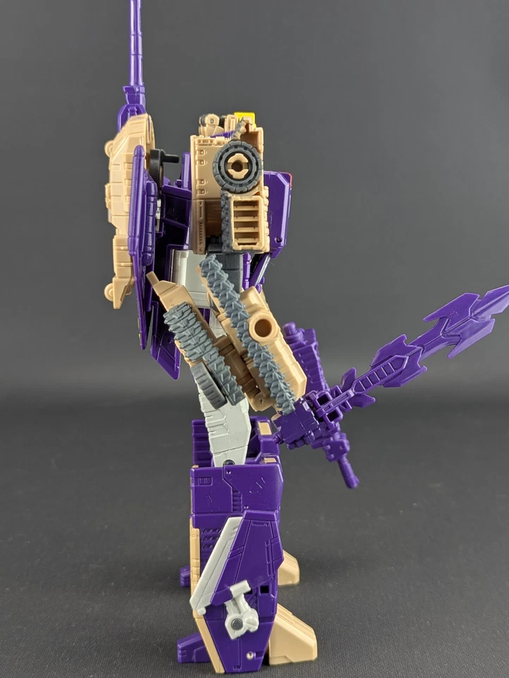 Transformers Titans Return Blitzwing complete Hasbro Generations Voyager Class - Image 4 of 4
