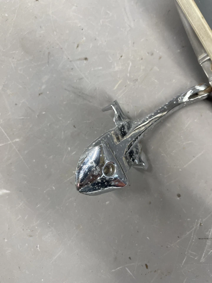 Espejo retrovisor Chevy Impala BelAir Chevelle 1965 1966 día noche 442 GTO GS OEM Foto 2 de 4