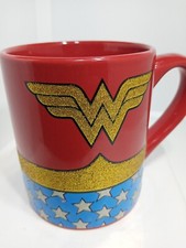 WONDER WOMAN MUG. WONDER WOMAN COFFEE MUG. DC COMICS DECO MUG. B352
