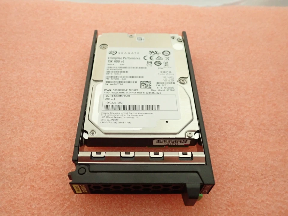 Fujitsu ST300MP0006 HD SAS 12G 300GB 15K HOT PL 2.5' EP HDD for Primergy - Image 3 of 4