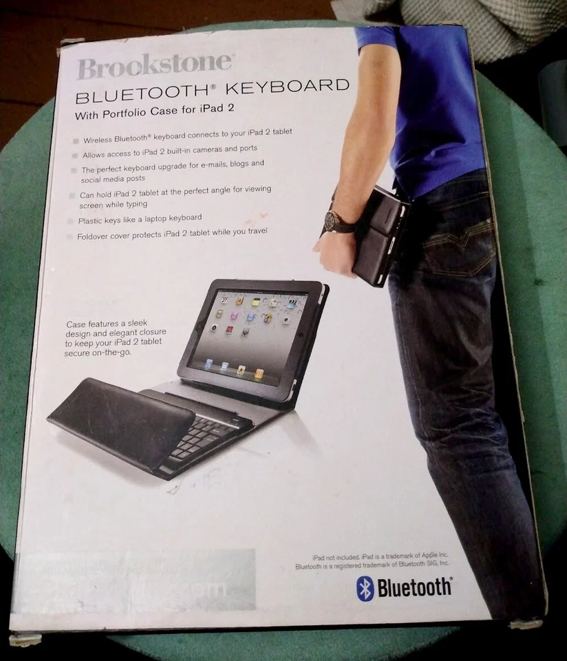 Brookstone Bluetooth Keyboard w/Portfolio Case for Apple iPad 2 Black BRAND NEW - Image 2 of 4