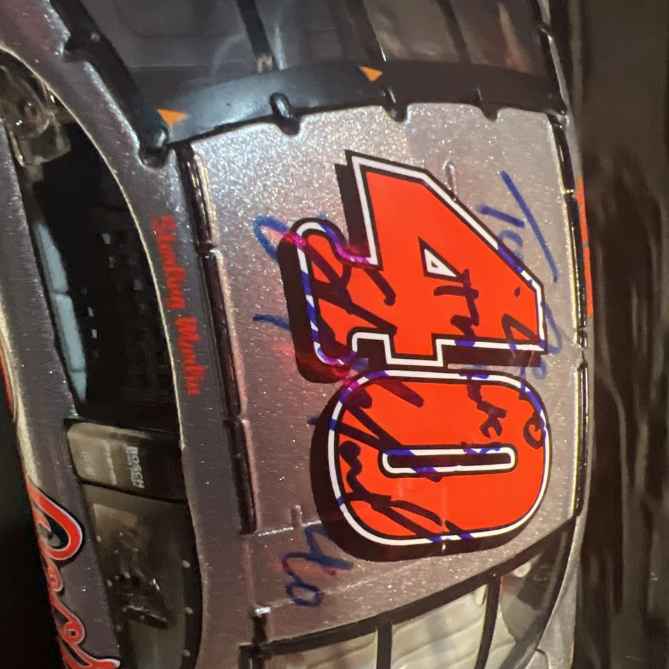 Coche ligero firmado Revell Collection Sterling Marlin Coors 2002 con certificado de autenticidad autógrafo Foto 2 de 4