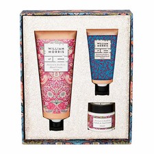 Image of William Morris Strawberry Thief Handcare Treat Set