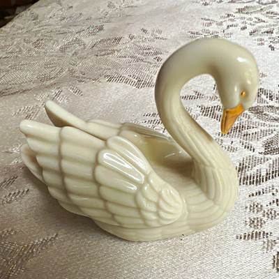 Lenox Handcrafted Porcelain White Swan Bird Figurine, Handmade