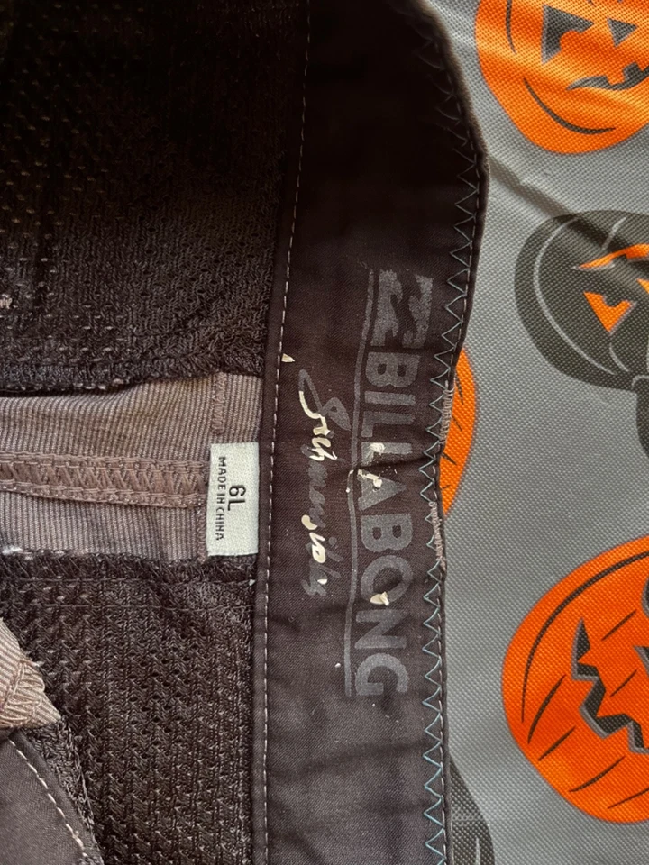 Pantalones Cortos Híbridos Billabong Niños Talla 6L Frente Plano Sumergibles 7” Gris Playa Foto 4 de 4