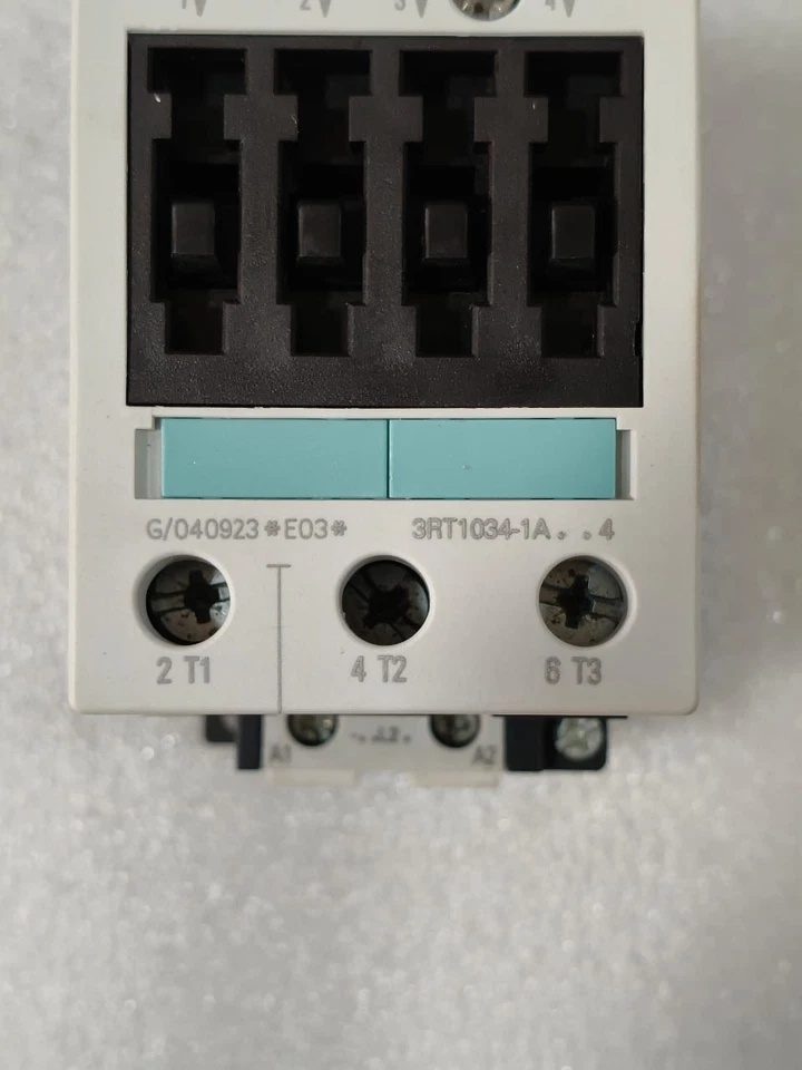 SIEMENS POWER CONTACTOR 3RT1034 50AMP COIL VOLTAGE 230VAC FREE FAST - Image 2 of 4