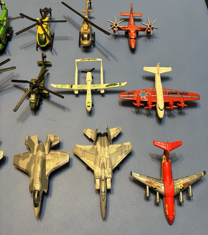 34 Assorted Maisto and MatchBox Fixed and Rotary Aircraft Toys (You get all 34) - Image 2 of 4
