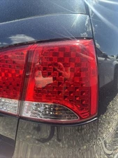 Passenger Tail Light Quarter Panel Mounted LED Fits 11-13 SORENTO 1197396
