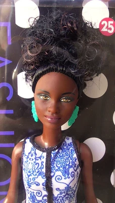 Barbie FASHIONISTAS Nr. 25 * AA * petite * Mattel 2015 * NRFB - Bild 1 von 4