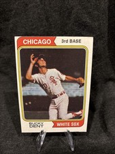 1974 Topps #582 Bucky Dent RC Rookie Card Chicago White Sox - Hialeah, FL. rookie card picture