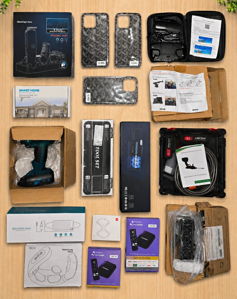 Elektronik- & Computerzubehör Konvolut: 2 Smartphone-Hüllen, Ladekabel/Netzteil - Bild 1 von 1