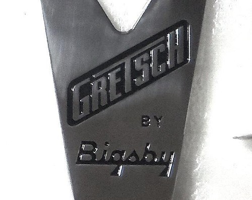 Bigsby® Gretsch B6C Vibrato Tailpiece~Chrome~USA~0060138100~NO ARM~Blemished New - Picture 2 of 6