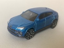 ‘17 LAMBORGHINi URUS. Hot Wheels 2021. Factory Fresh. Réf : GHB36.