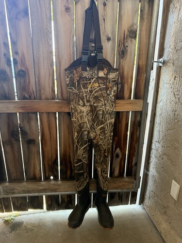Cabela’s Realtree Camo Chest Waders Womens/Youth Size 6 Wader Boots