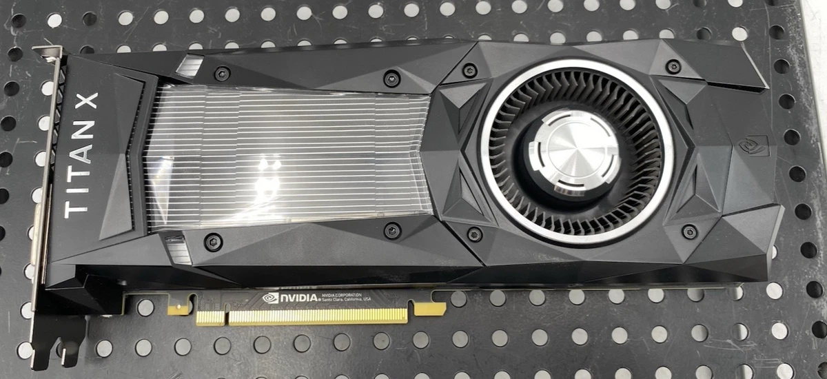 【完動品】GeForce Titan Xp グラフィックボード 完動品】GeForce Titan Xp グラフィックボード NVIDIA GeForce Titan