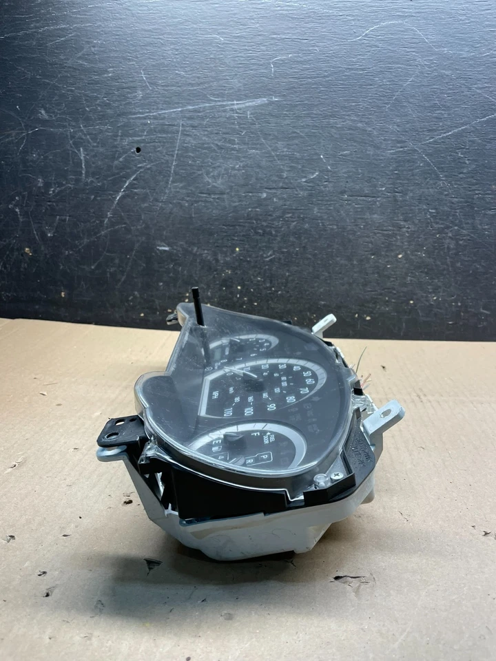 2004 2005 年丰田 Sienna 速度计集群仪表 U1399 DG — 第 4/4 张图片