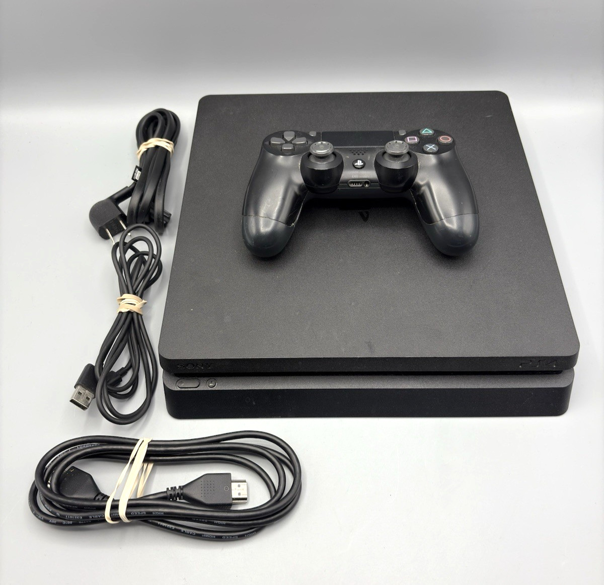 Sony Playstation 4 Slim Home Gaming Console 500GB PS4 CUH2215A *Pre-Owned*