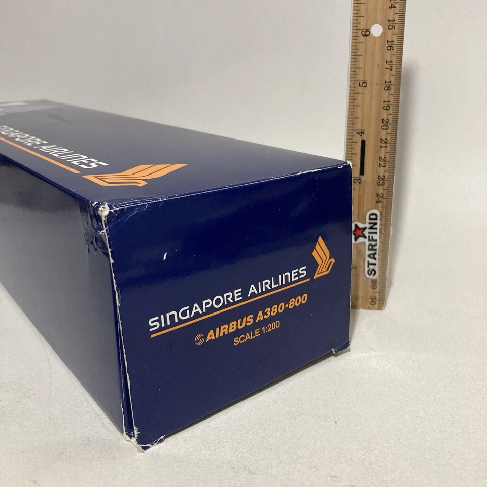 Singapore Airlines Airbus A380-800 1:200 Airplane Snap Model Plane Hogan SEE⭐️ - Image 4 of 4