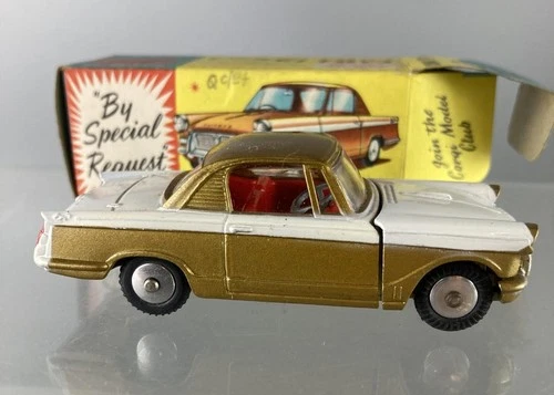 CORGI TOYS #231 TRIUMPH HERALD GOLD/WHITE COMPLETE WITH ITS BOX *VINTAGE*