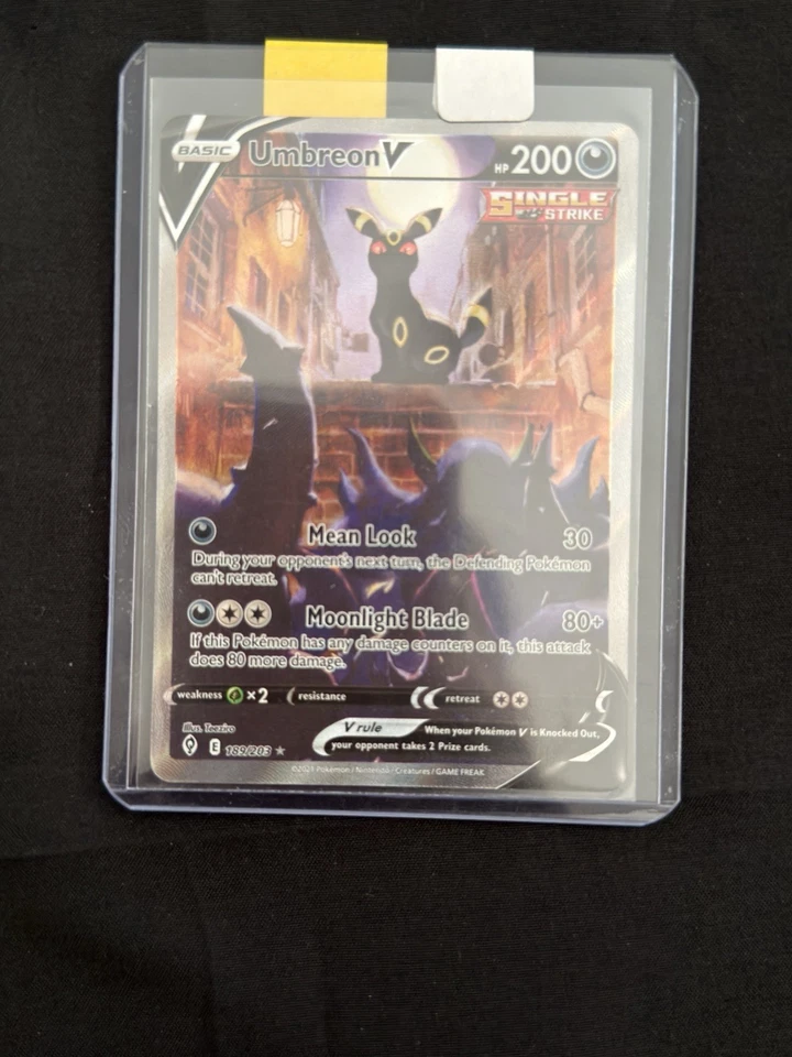 Umbreon V (Alternate Full Art) 189/203 SWSH07: Evolving Skies Holo - Image 4 of 4