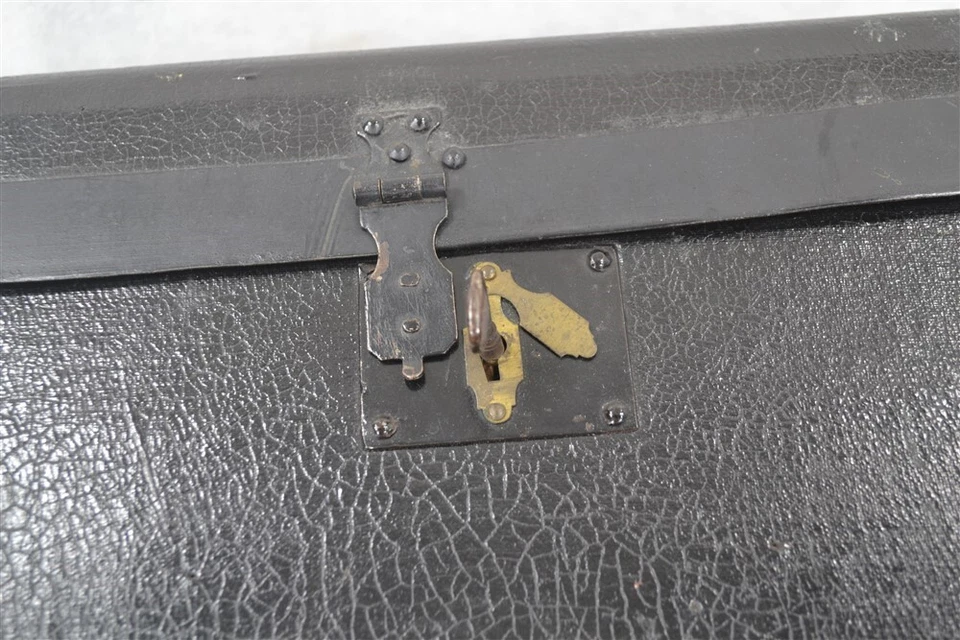 Antiguo baúl sombrero caja 12x10x10 negro con llave latón mango victoriano 1880 original Foto 4 de 4