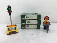 4251 CR OIL SEAL - 3 PIECE LOT - NEW OLD STOCK!! - CHICAGO RAWHIDE