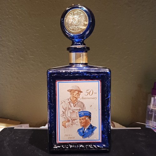 2 American Legion Decanters, Ezra Brooks 1974 Convention & J.W. Dant 50th Anniv. - Picture 9 of 16