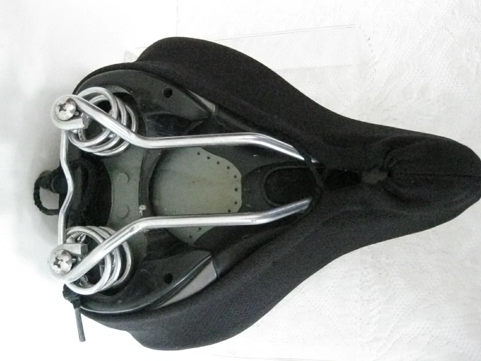 Cubierta de sillín ancha de gel doble para asiento de bicicleta Schwinn Comfort negra usada en excelente estado Foto 4 de 4
