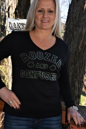 St Patricks Day Strass Shirt XS S M L XL XXL1X 2X 3X 4X 5X Boozed Confused - Bild 9 von 12