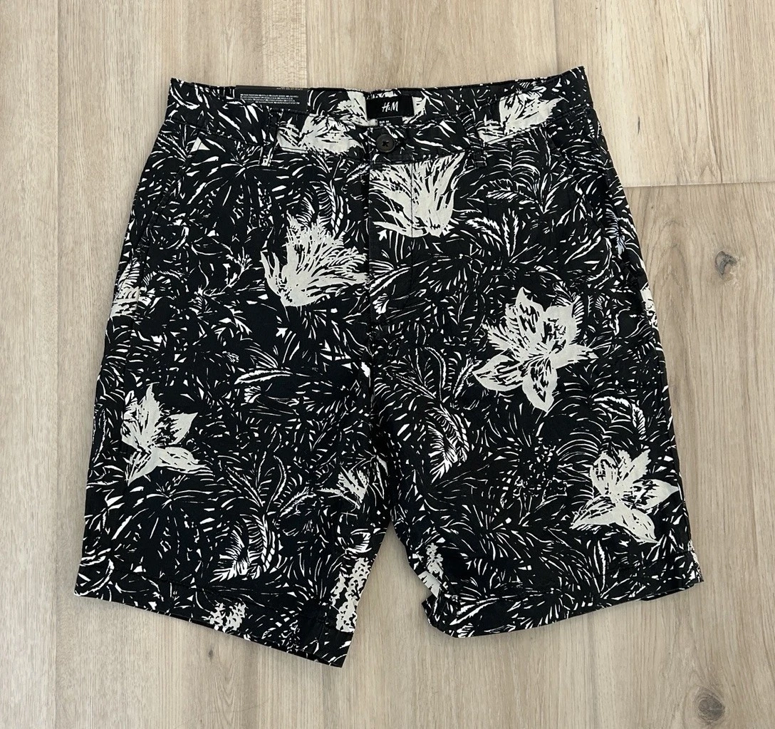 H&M Shorts Mens Size 30R Flat Front Chino Black White Floral Slash Pockets NWT