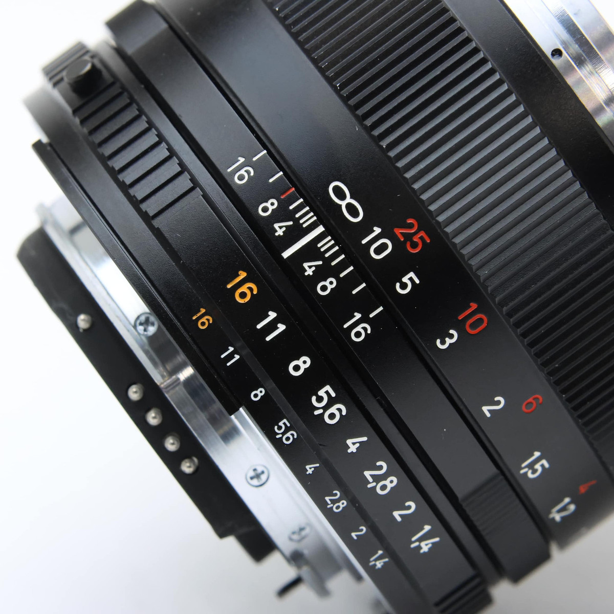 Carl Zeiss Planar T* 50mm F/1.4 ZF.2 (for Nikon F mount) #56 Carl Zeiss Planar T* 50mm F/1.4 ZF.2 (for Nikon F mount) #56