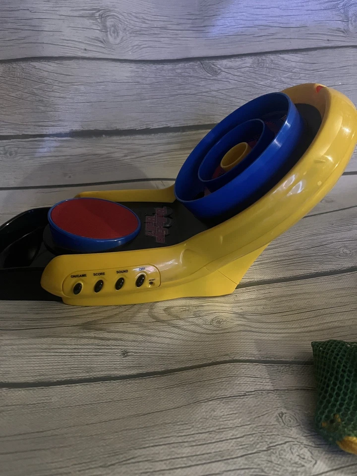 Tiger Bulls-Eye Ball 2 Juego Electrónico 2005 Pelota de Esquí Mini Juego con 7 Pelotas BONITO Foto 3 de 4