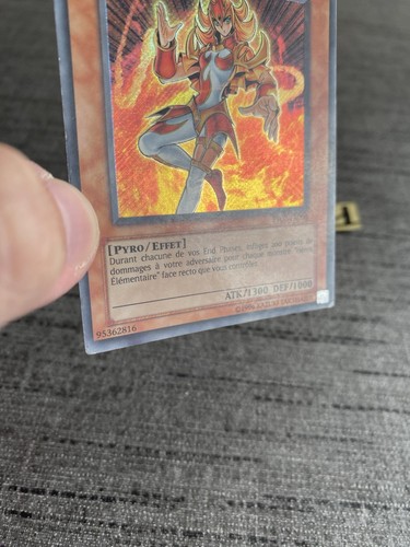 Carte Yu-gi-oh! Miss Chaleur Héros Élémentaire PP02-FR008 Secret Rare Français - Picture 12 of 22